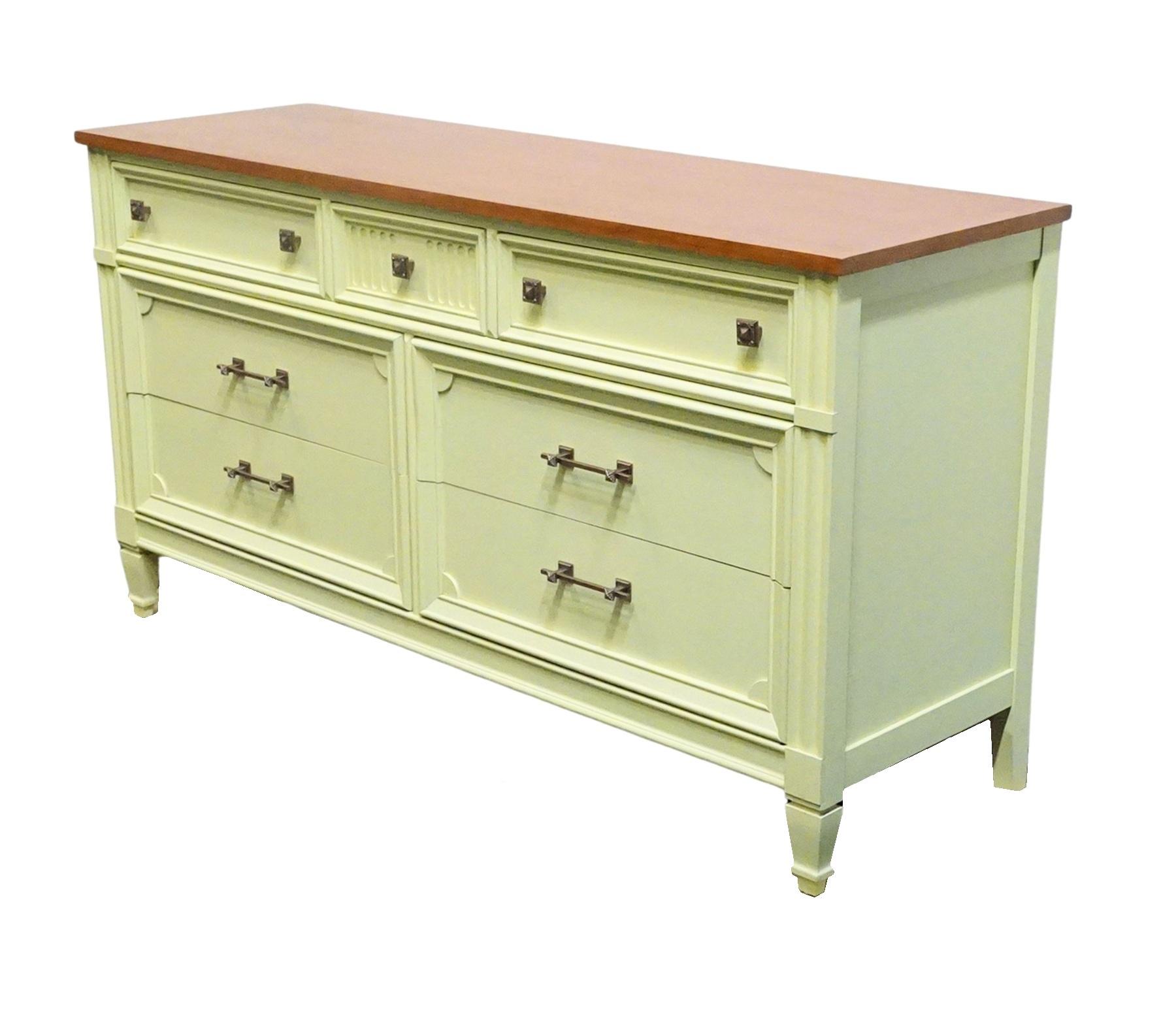 Bassett Furniture Ticino Collection Cream Painted 57
