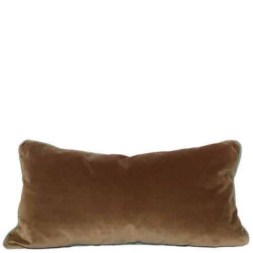 This pillow was tailored with a printed linen from the french house Pierre Frey. A floral pattern with oriental...