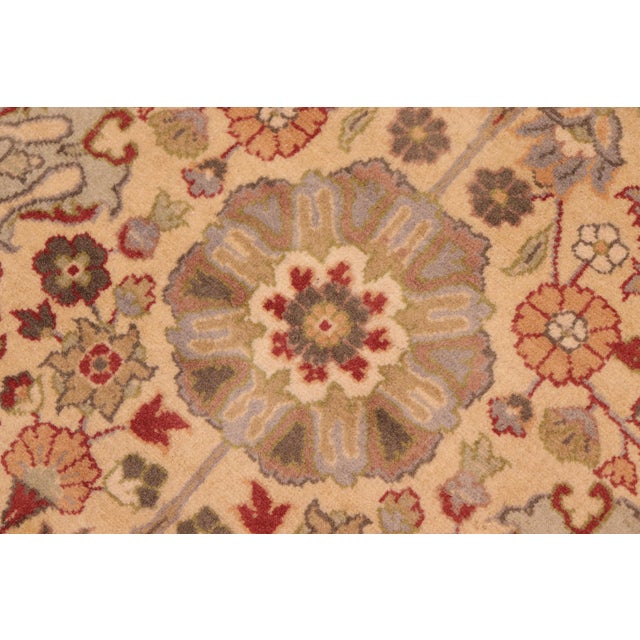Shabby Chic 1990's Pak-Persian Beige/Taupe Wool Rug - 6'0'' X 8'10'' For Sale - Image 4 of 9