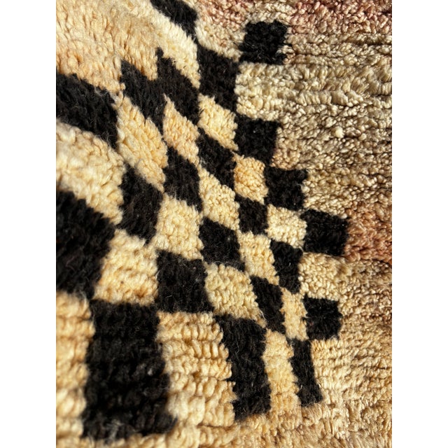 Each rug tells a story — and this authentic Moroccan Boujad rug is no exception. Handwoven by Berber women in the Atlas...