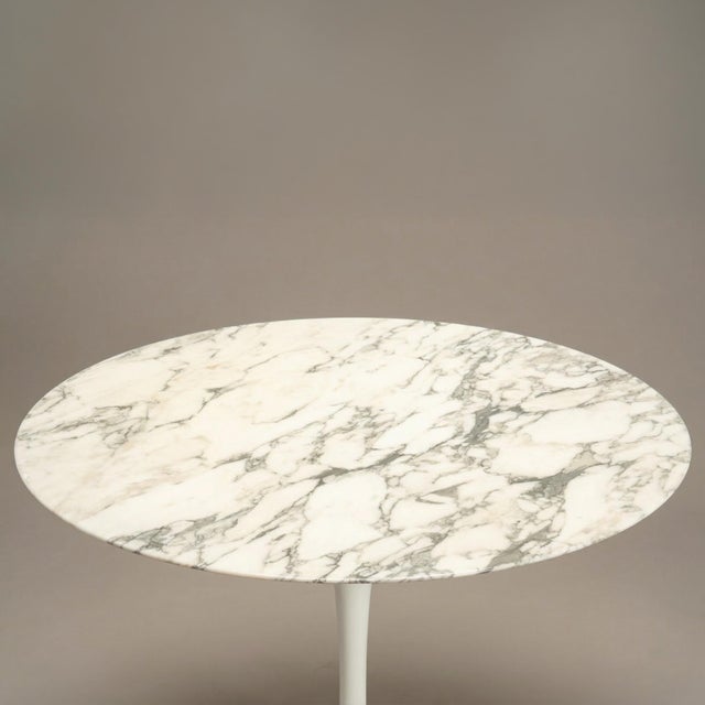 This iconic 1957 design by Eero Saarinen is colloquially known as the “Tulip Table,” and more formally as the Saarinen...