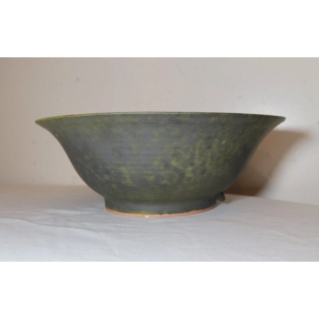1990s Contemporary Canadian Art Studio Pottery Green Centerpiece Bowl by Kayo O'Young For Sale - Image 5 of 12