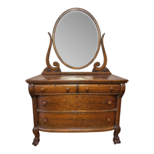Vintage Tiger Oak Victorian Dresser With Beveled Mirror & Clawfeet.