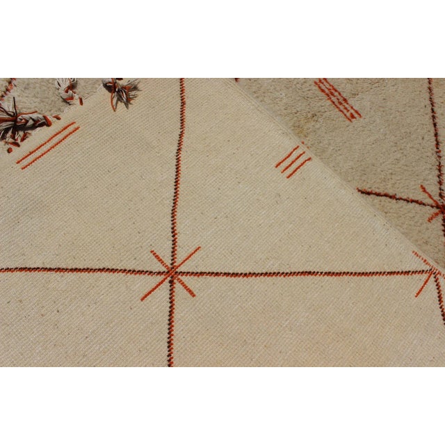 Ivory Background Vintage Large Moroccan Rug With Orange/Brown Diamond Pattern 9′ × 12′ For Sale - Image 9 of 10