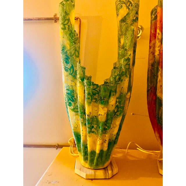 Mid-Century Modern Pair of French Marie-Stuart Sculptural Lace Lamps For Sale - Image 3 of 7