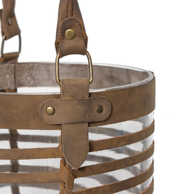 Traditional Regina Andrew Finn Leather Hurricane, Small For Sale - Image 3 of 7