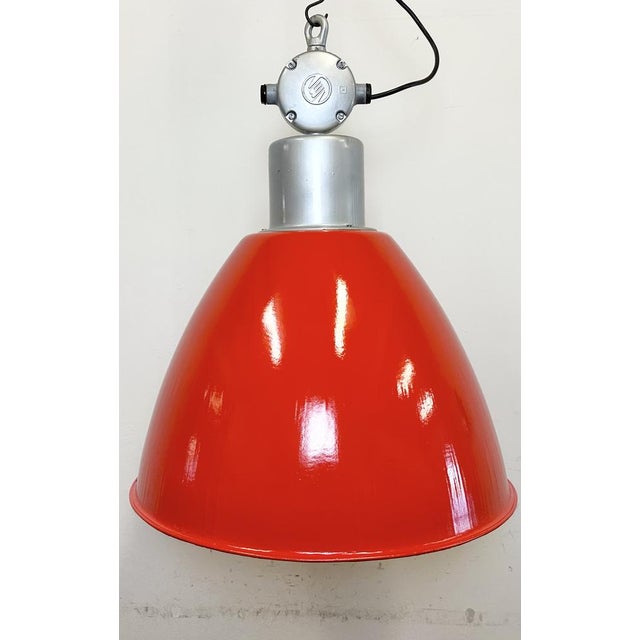Large Industrial Red Painted Factory Lamp from Elektrosvit, 1960s For Sale - Image 6 of 16