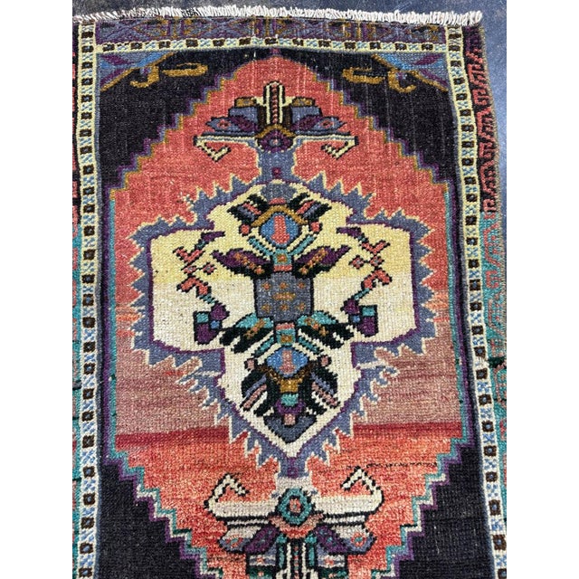 Turkish Yastik Rug 1'8" x 2'10" For Sale - Image 4 of 6