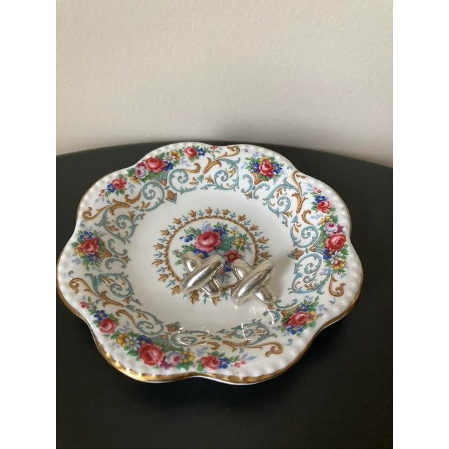 Early 20th Century English Red Roses Porcelain Jewelry Dish For Sale - Image 13 of 18
