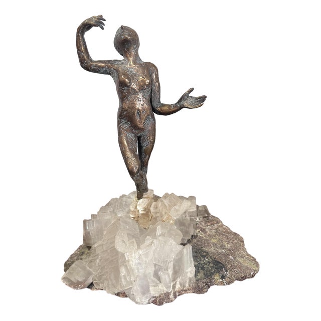 Simone Di Gesaro, Figurative Sculpture, 1920s, Bronze on Quartz Base For Sale