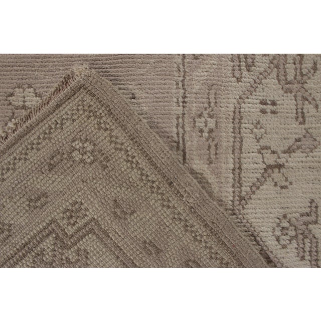 Textile Vintage Turkish Oushak Rug in All Over Gray, Pink, Off White Floral Pattern For Sale - Image 7 of 7