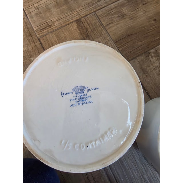 Four Vintage English Blue and White Storage Canisters For Sale In San Antonio - Image 6 of 17