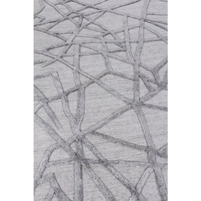 Wellington Gray Hand loom Wool Area Rug - 6'x9' For Sale In Los Angeles - Image 6 of 10