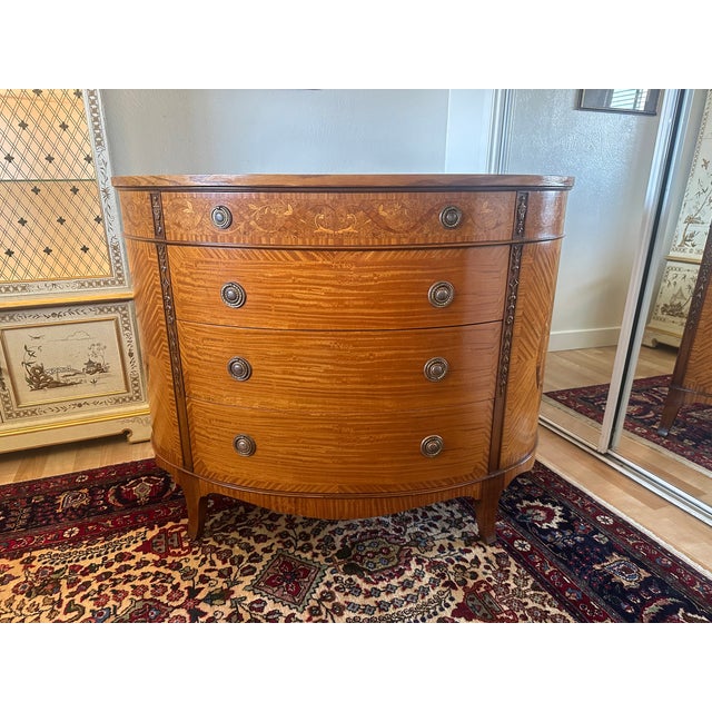 1940s Romweber Federal Revival Inlaid Demilune Chest in Bookmatched Veneers For Sale - Image 11 of 11