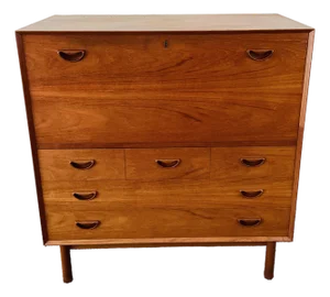 Vintage 1960s Teak Danish Modern Dresser Chest / Desk by Peter Hvidt & Orla Molgaard for Soborg
