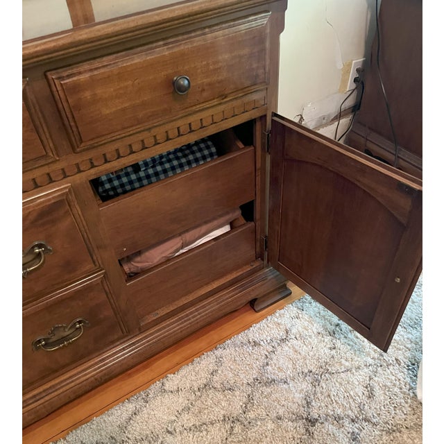 1960s Mid-Century Ethan Allen Dresser Set of 5. Queen