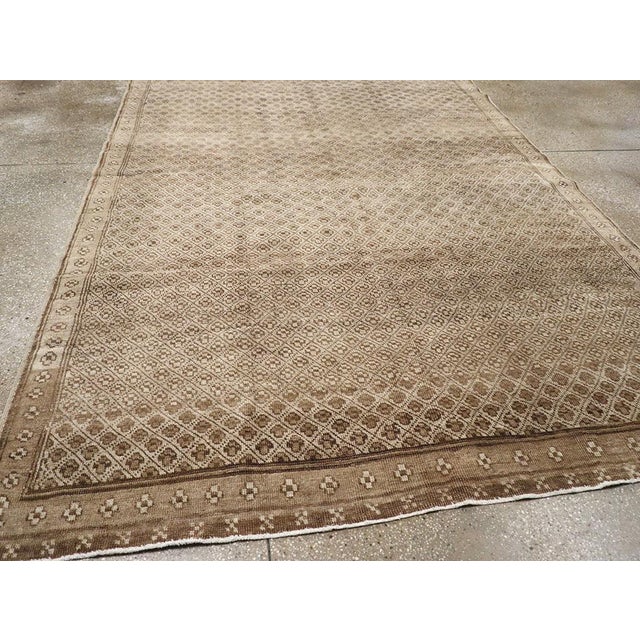 Textile Galerie Shabab Collection Mid-20th Century Turkish Anatolian Rug For Sale - Image 7 of 9