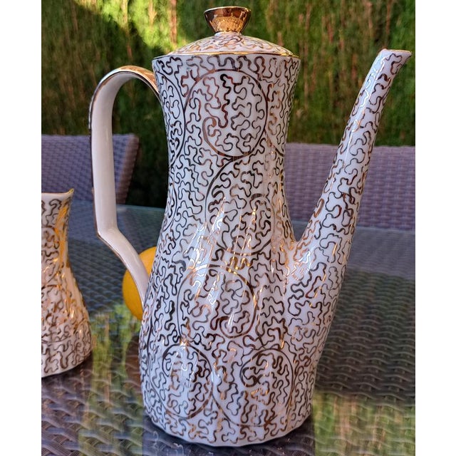 1930s Vintage Teapot and Fragonard Jug, 1930 For Sale - Image 5 of 18