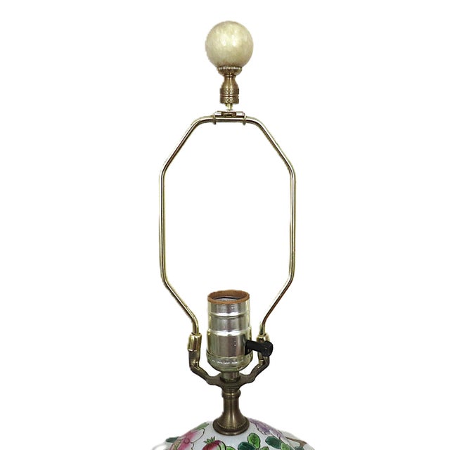 Ceramic Pair of Chinoiserie Ginger Jar Table Lamps W/ Flowers & Butterflies Chinese Asian For Sale - Image 7 of 8
