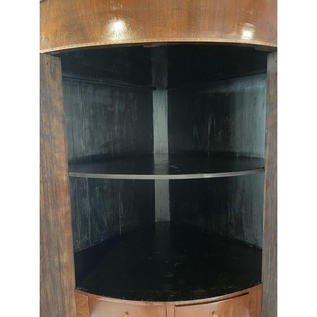 Antigue Biedermeier Corner Cabinet in Walnut Veneer, 1860s For Sale - Image 14 of 18