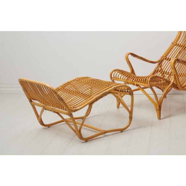 Swedish Modern Rattan Lounge Chairs and Footstool attributed to Bruno Mathsson for Dux, 1970s, Set of 3 For Sale - Image 9 of 15