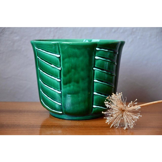 Green Art Deco Emerald Green Octagonal Ceramic Planter from Longchamp, 1960s For Sale - Image 8 of 8
