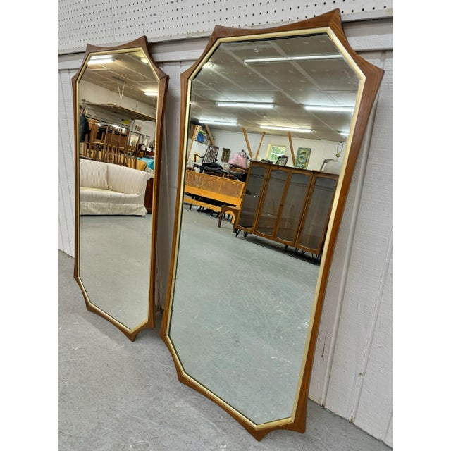 Mid-Century Modern Mid-Century Modern Octagonal Walnut Wall Mirrors - Set of 2 For Sale - Image 3 of 8