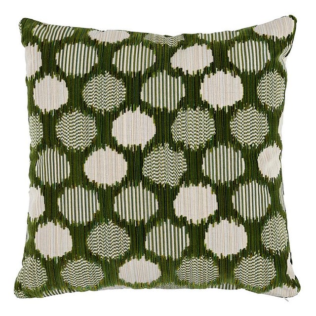 Schumacher Schumacher Cirque Velvet 20" Pillow in Green For Sale - Image 4 of 4