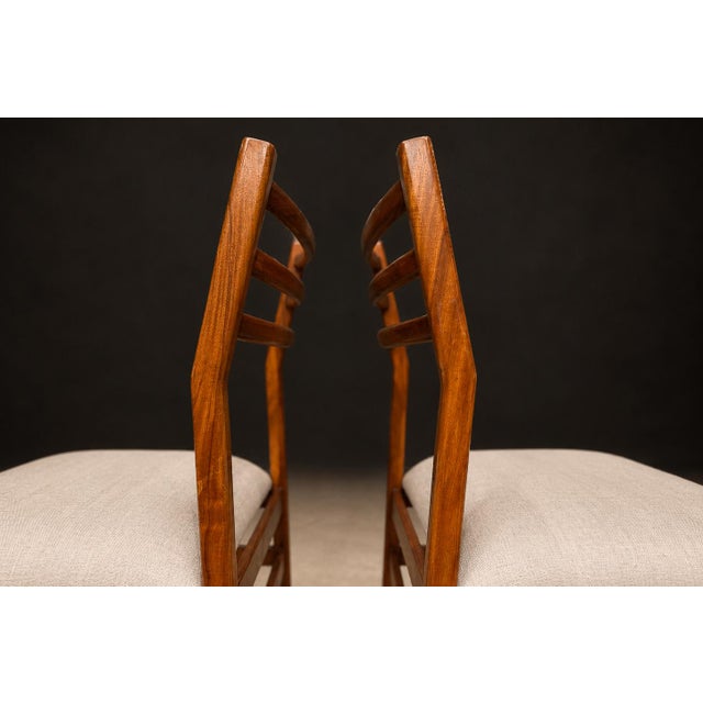1960s Brazilian Modern Set of Eight Chairs in Caviuna Wood & Linen, Alexandre Rapoport, 1960s For Sale - Image 5 of 16
