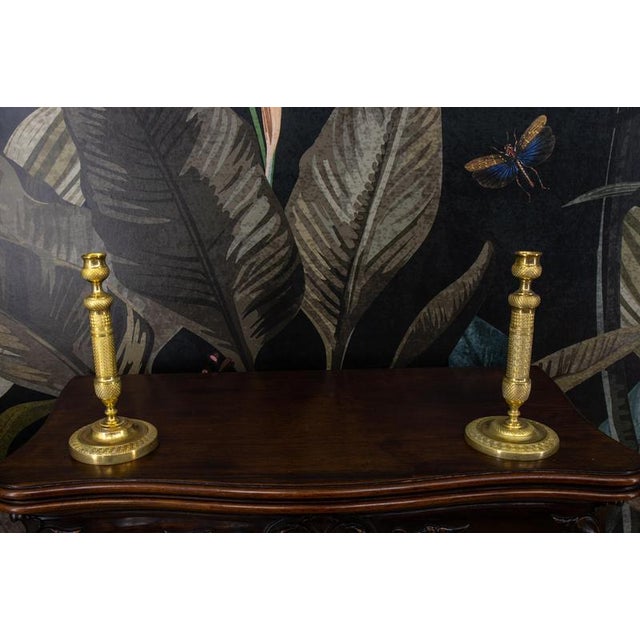 1920s French Louis XVI Style Brass Candlesticks, 1920s, Set of 2 For Sale - Image 5 of 18