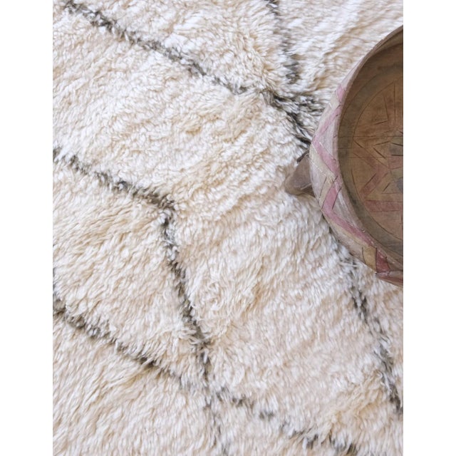 1980s Marmoucha Moroccan Wool Rug - 7.2 X 6 Ft For Sale - Image 5 of 8