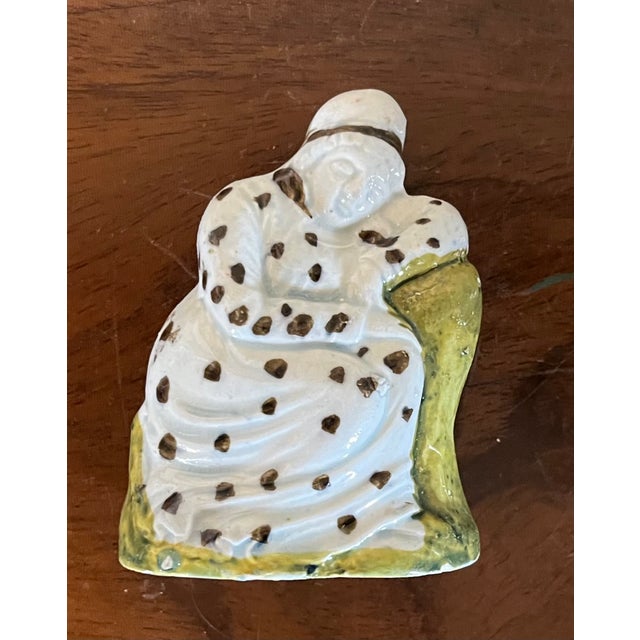 Antique 18th Century English George III Staffordshire Prattware Figure of an Old Woman For Sale - Image 9 of 10