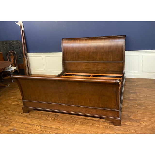 Traditional Traditional King Size Mahogany Sleigh Bed by Leighton Hall - Showroom Sample For Sale - Image 3 of 11