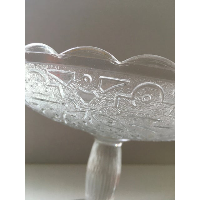 Awesome crystal compote made by castle art crystal nice high end decoration for your room.