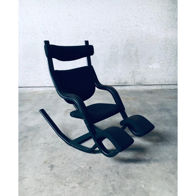 Vintage Scandinavian Ergonomical Design Balance / Rocking Chair 'ZERO GRAVITY' by Norwegian Designer Peter Opsvik for...
