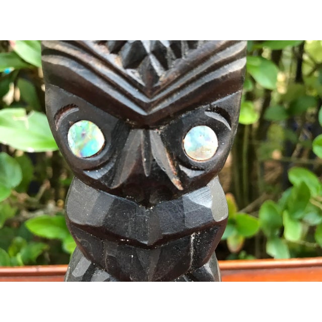 Figurative Vintage Mid 20th Century Hand Carved South Pacific Māori Tiki Figure For Sale - Image 3 of 7