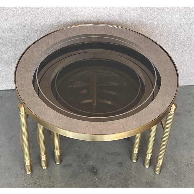 1940s Set of Three Round Brass Nesting Tables With Smoked Pink Glass Tops For Sale - Image 5 of 12