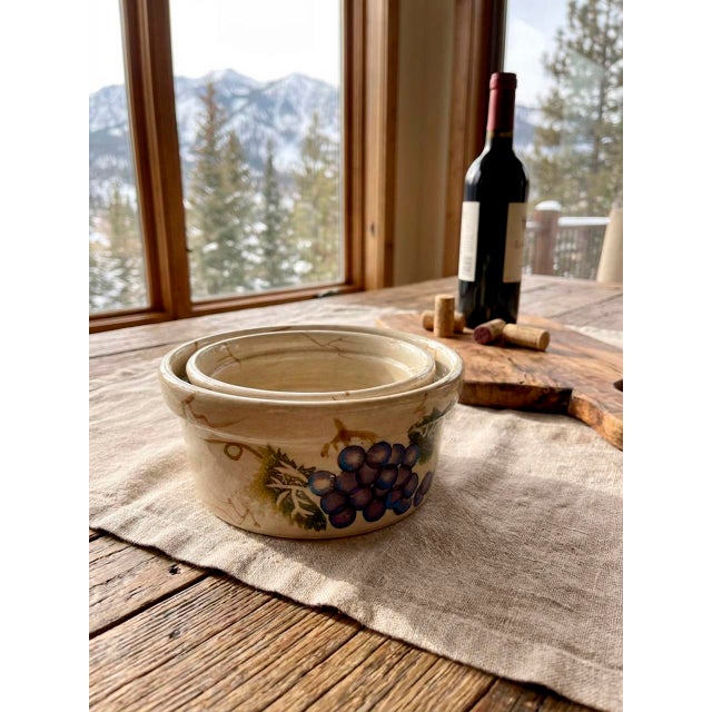 Rustic European Late 20th Century Tuscan Vineyard Ceramic Ramekin Bowls, Hand-Painted Grape Motif, Rustic Wine Country Kitchen Decor, Set of 2 For Sale - Image 3 of 4