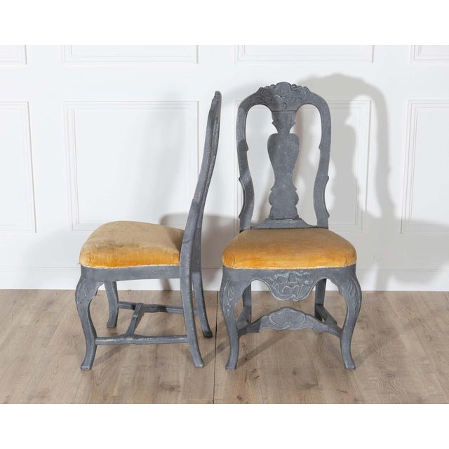 Gustavian (Swedish) Fine Pair of 19th Century Swedish Rococo Chairs in Black Paint For Sale - Image 3 of 9