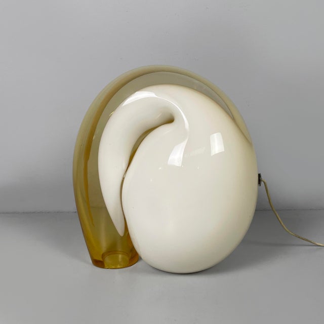 Italian Modern Yellow and Opaline Glass Table Lamp, 1970s For Sale - Image 4 of 14