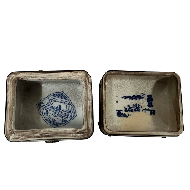 Green Early 20th-Century Chinese Porcelain Geisha Trinket Box For Sale - Image 8 of 10