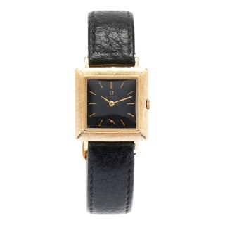 Vintage Omega N6607 18k Gold Square Manual Black Dial Florentine Watch For Sale