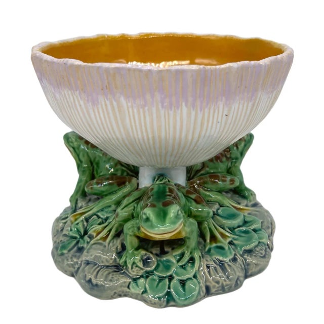 Minton Majolica Mushroom Tazza With Three-Frog Base, English, Dated 1868 For Sale - Image 6 of 13