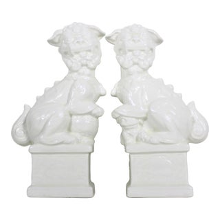 Vintage White Ceramic Foo Dogs a Set For Sale