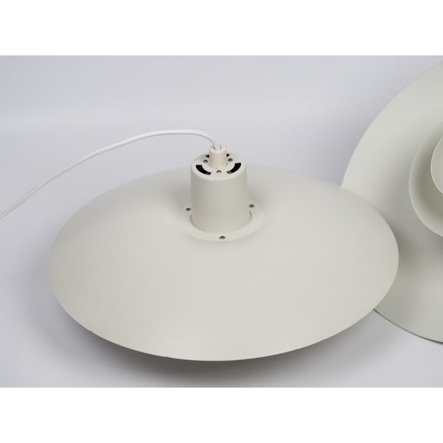 1960s Vintage Danish PH 4/3 Hanging Lamps by Poul Henningsen for Louis Poulsen, 1966, Set of 2 For Sale - Image 5 of 15