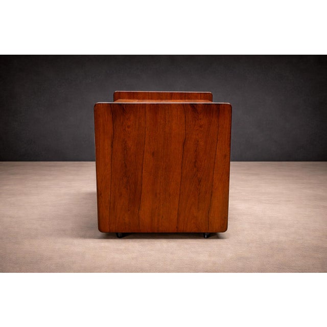 Brown Bar Cart in Rosewood, Sergio Rodrigues, 1960s For Sale - Image 8 of 12