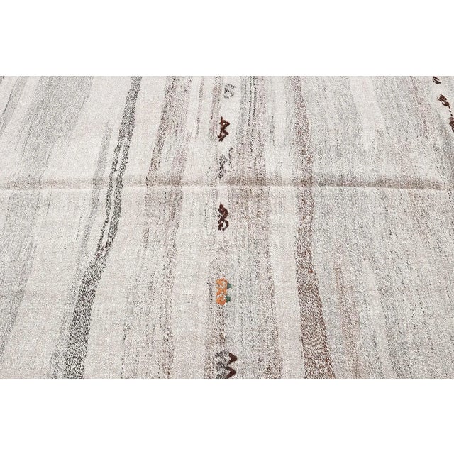 Mid 20th Century Vintage Hemp Modern Kilim Rug For Sale - Image 4 of 7