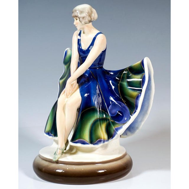 Sitting Dancer in Butterfly Dress attributed to Josef Lorenzl for Goldscheider Vienna, 1926 For Sale - Image 4 of 7