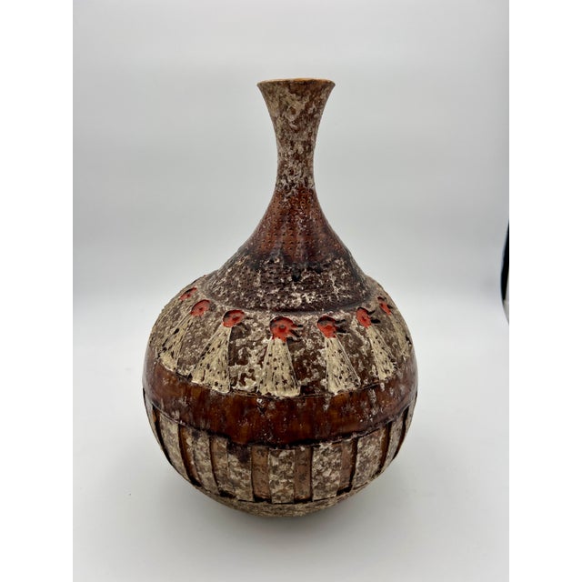 Mid-Century Ceramic Soliflore, Italy, 1960s, in Very Good conditions. Designed 1960 to 1969