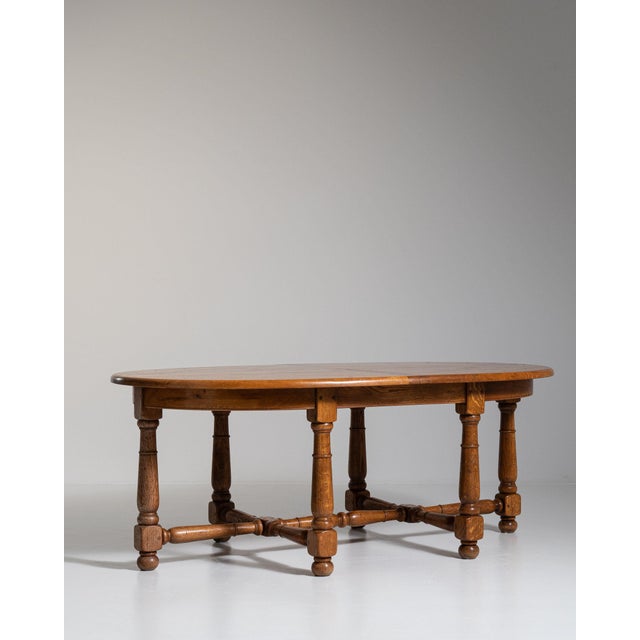 Wood 1970-1979 France Rich Walnut Brown Extending Walnut Dining Table For Sale - Image 7 of 11